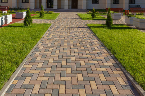 Best Affordable Driveway Pavers  in Fairbank, IA